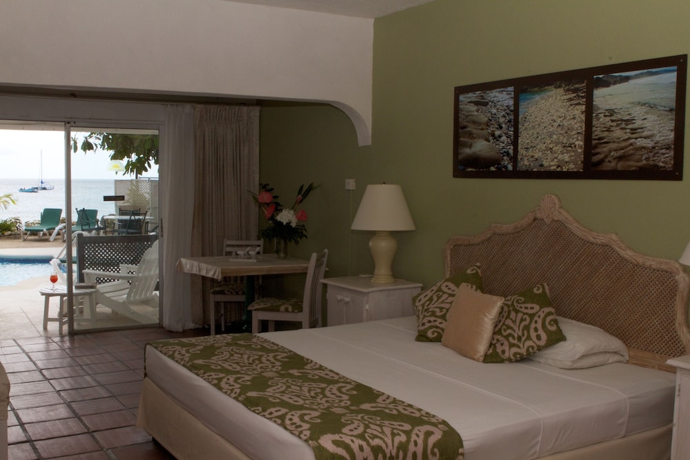 Sunswept Beach Hotel 13/44