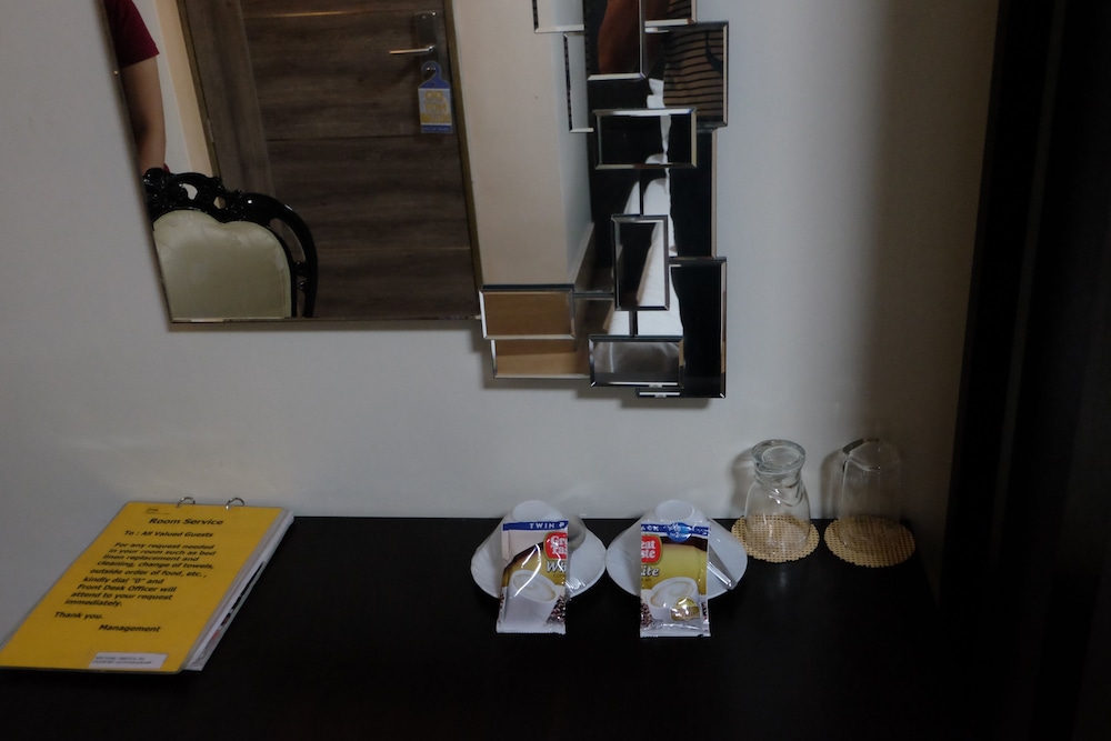 Oriental Zen Suites 24/50