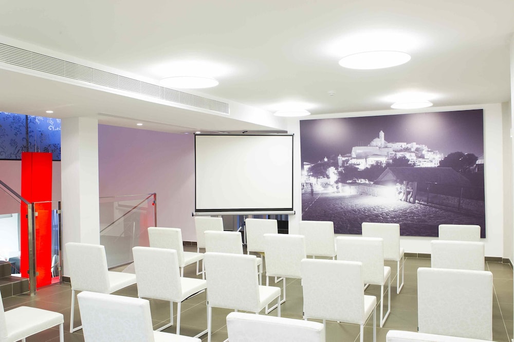 Migjorn Ibiza Suites Spa 37/50