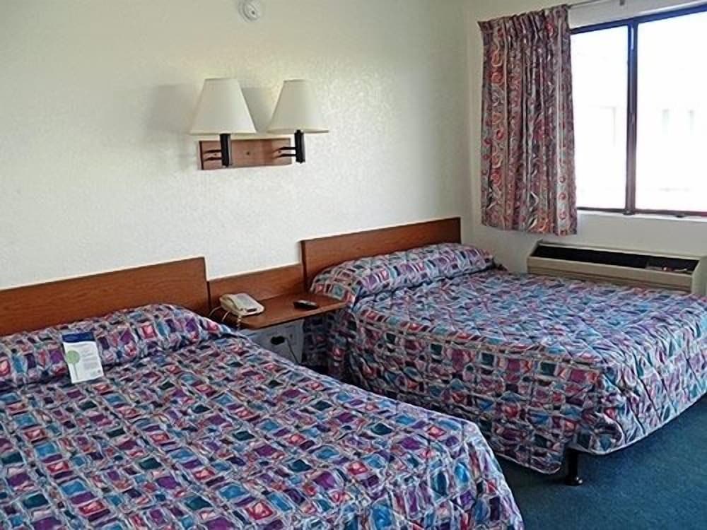 Upgrade, Suite, 2 Queen Beds