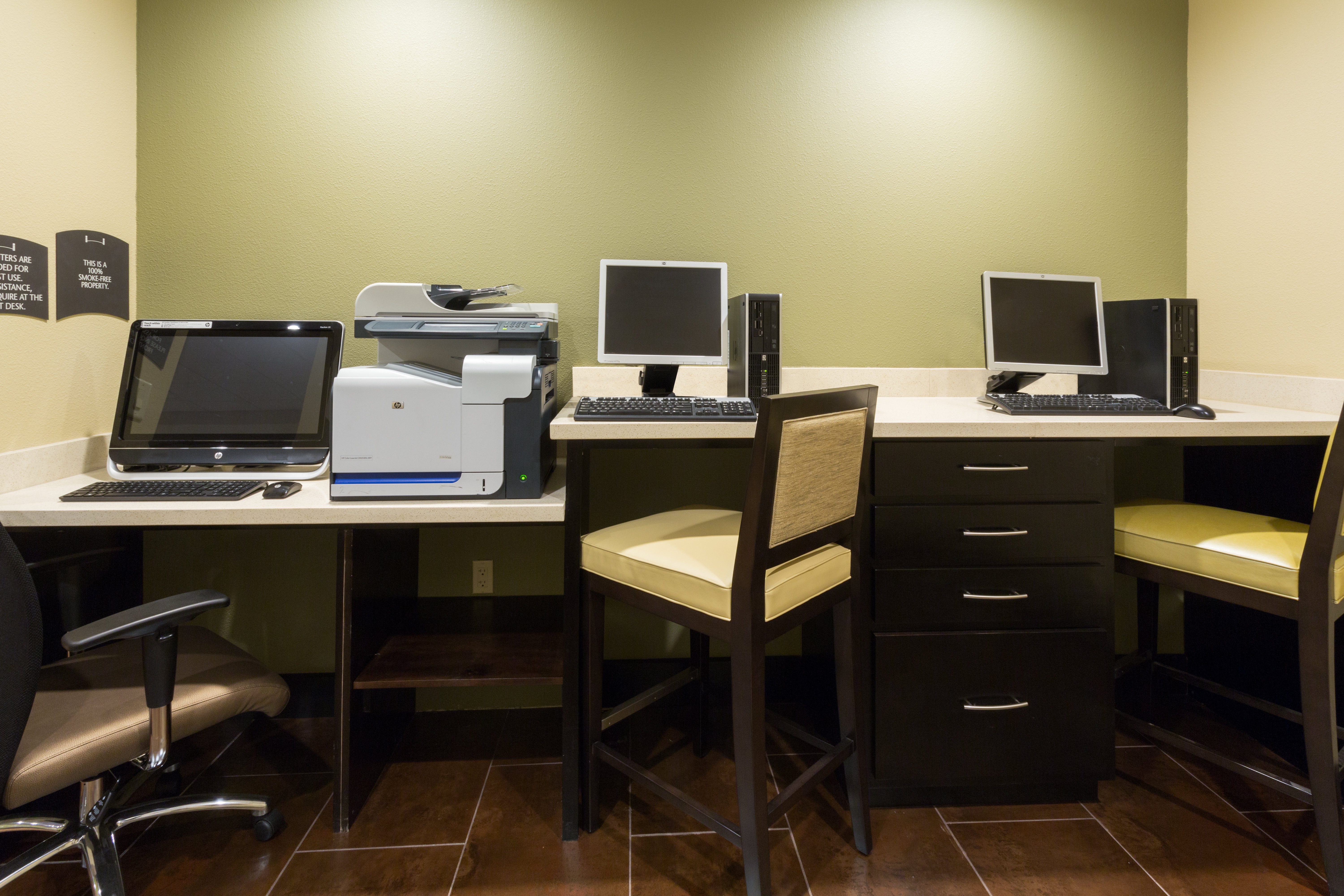 STAYBRIDGE SUITES ATLANTA AIRPORT 30/35
