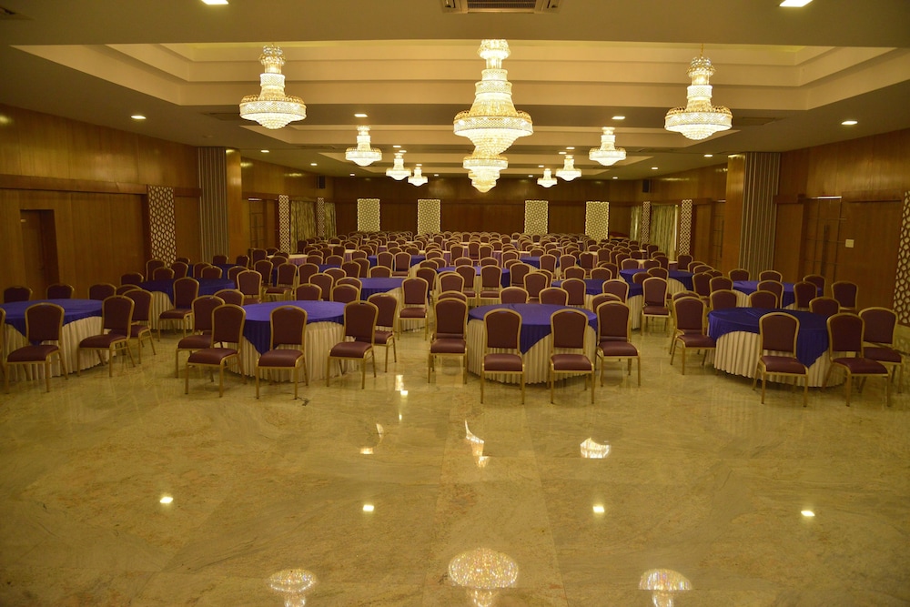 ESTHELL VILLAGE RESORT 30/48