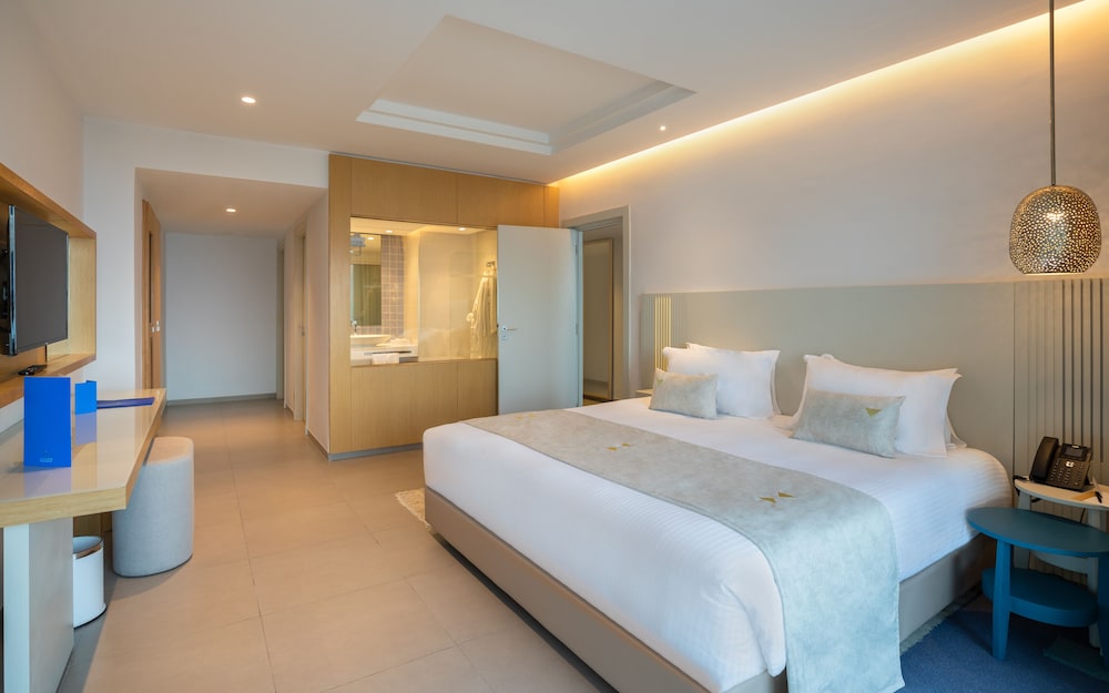 PREMIUM, DOUBLE OR TWIN BED, GARDEN VIEW