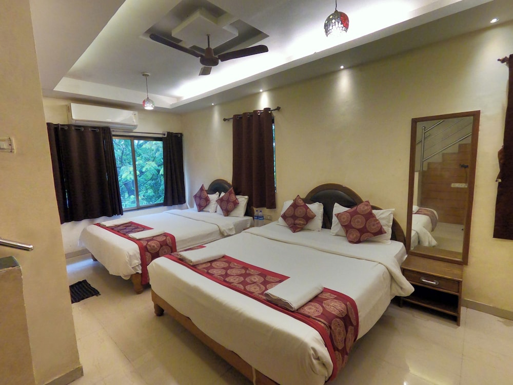 Hill Forest Resort 10/44