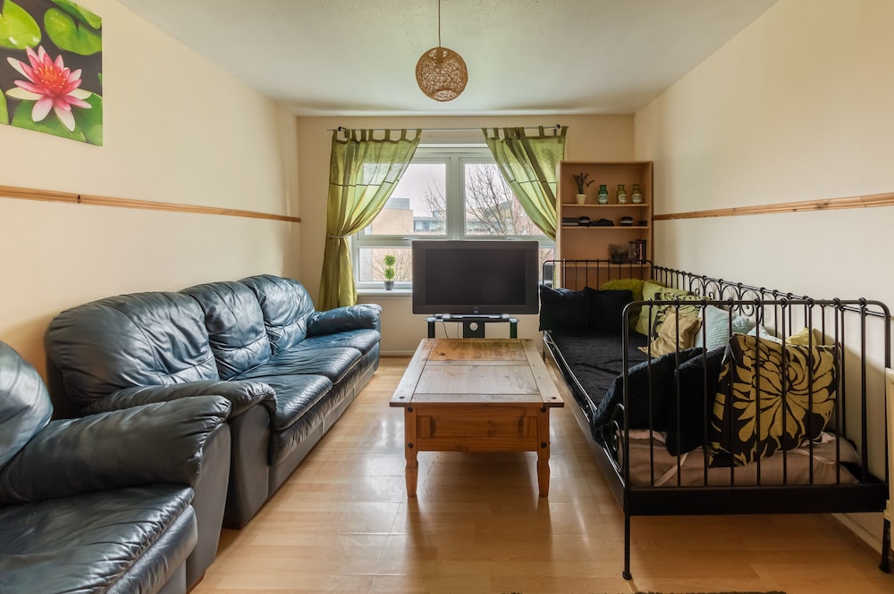 Aisha Apartment 20/50