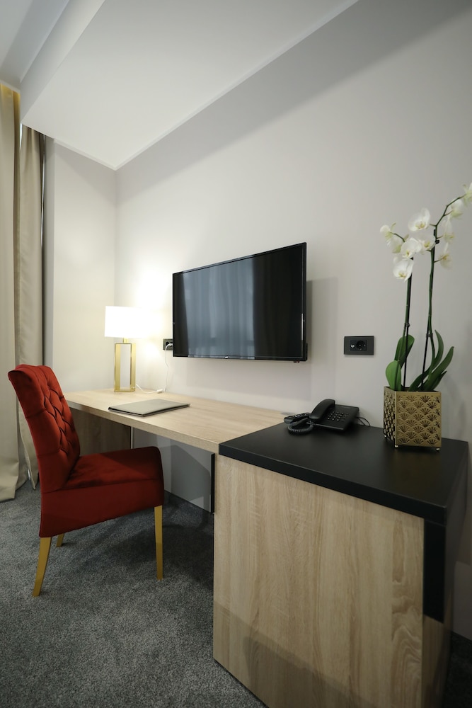Teatro Verdi Hotel 25/48