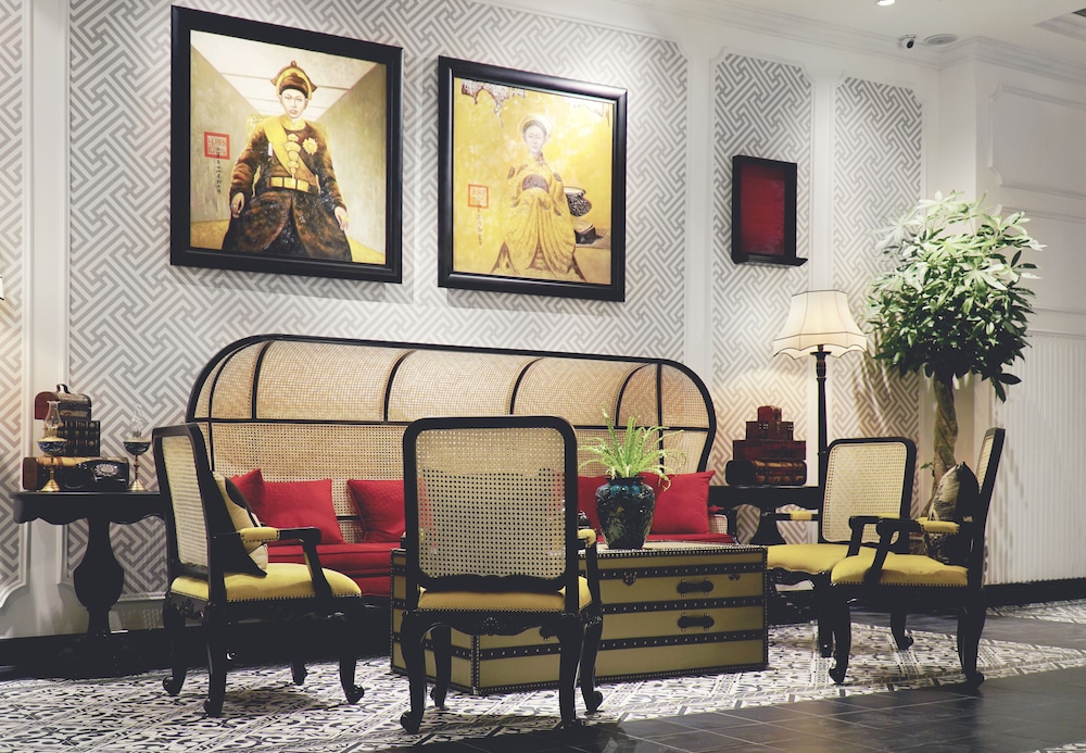 Adora Art Hotel 63/74
