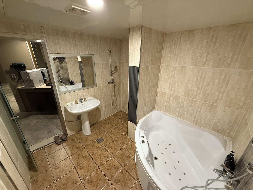 Rosenheim Hotel 32/34