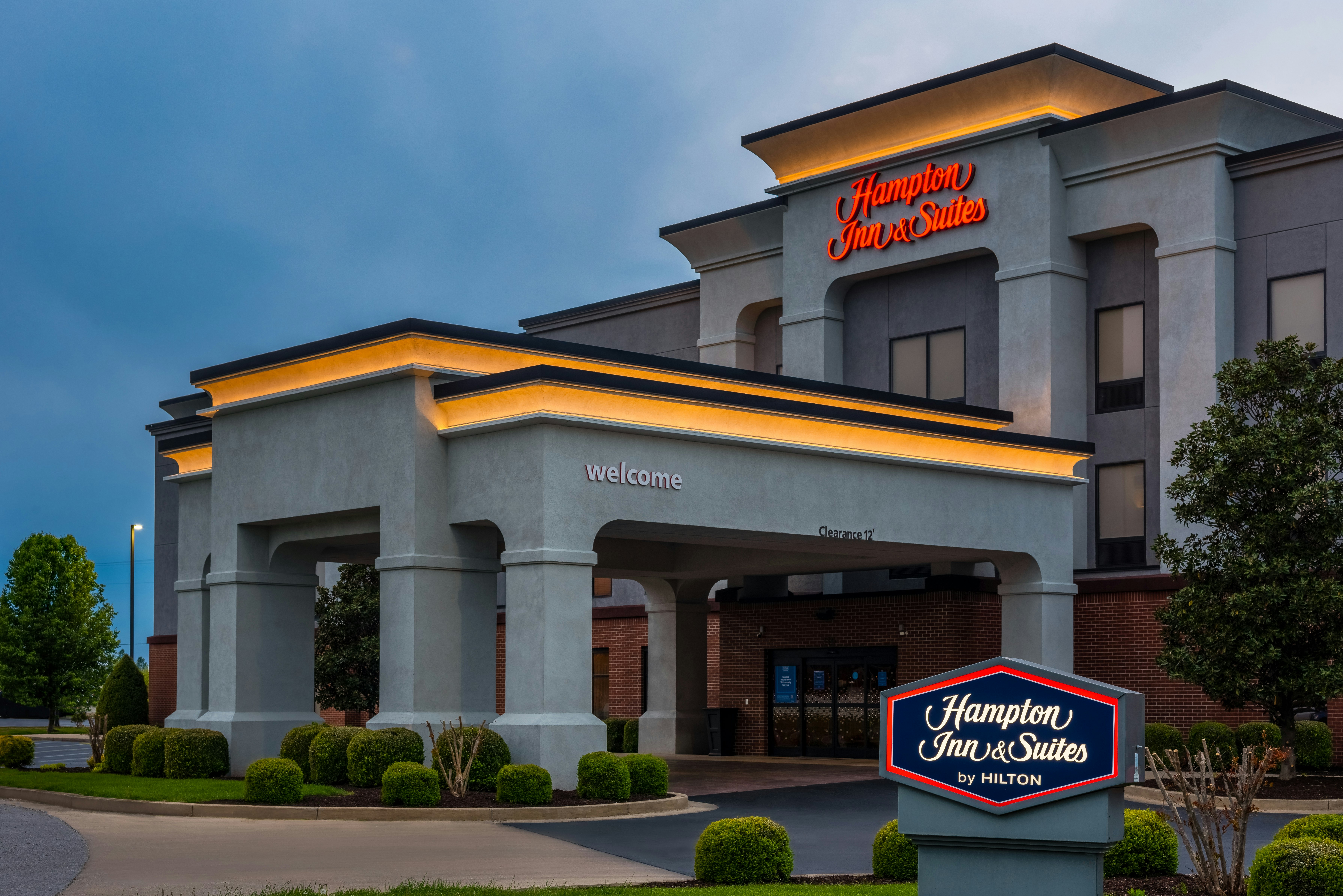Hampton Inn & Suites Hopkinsville 4/45