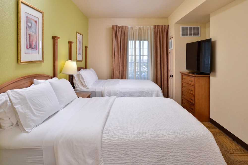Staybridge Suites Las Cruces 25/72