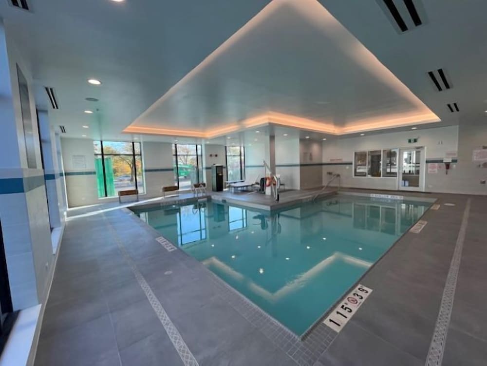 Hyatt Place Toronto Airport 18/50