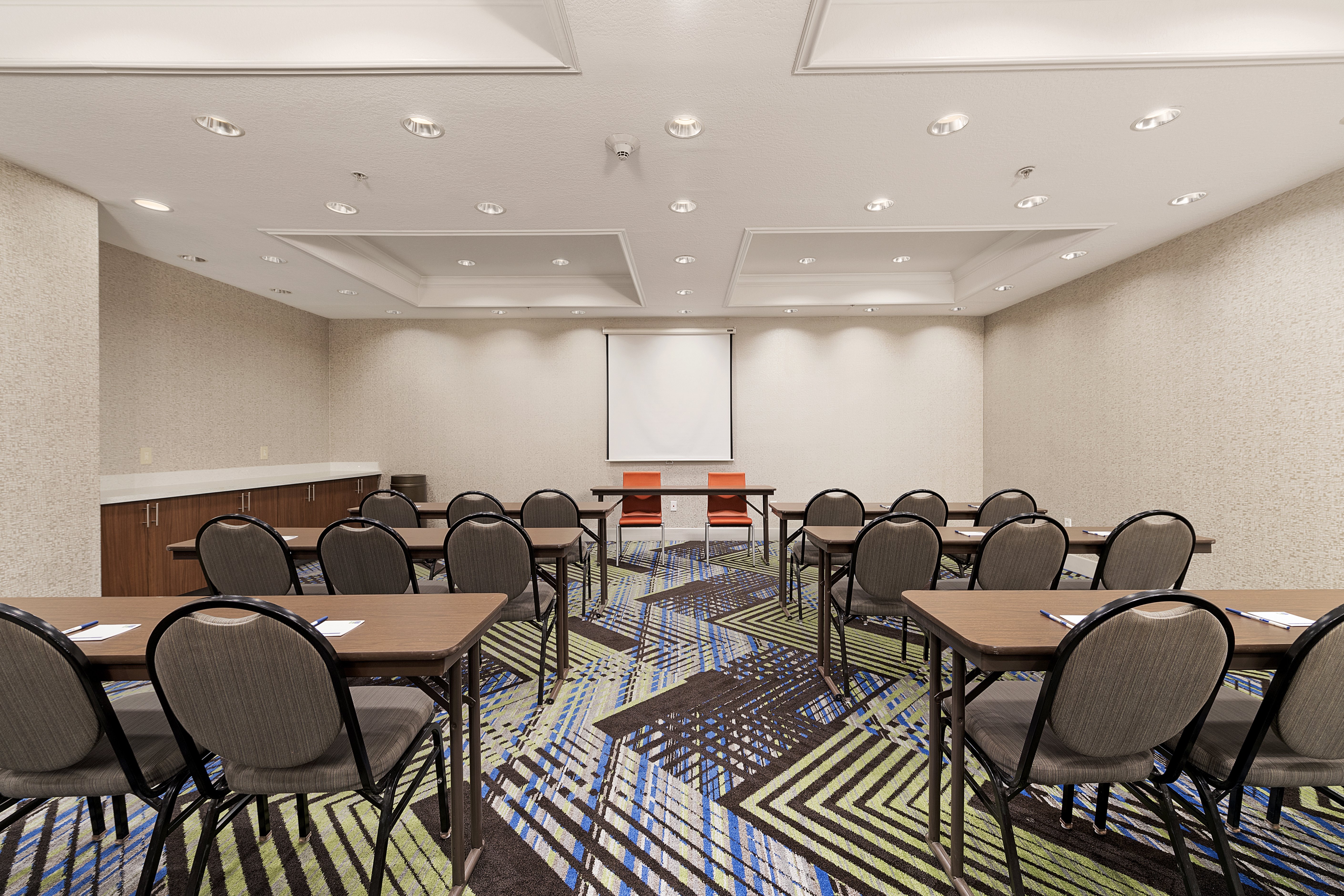 Holiday Inn Express & Suites Conroe I-45 North 36/41