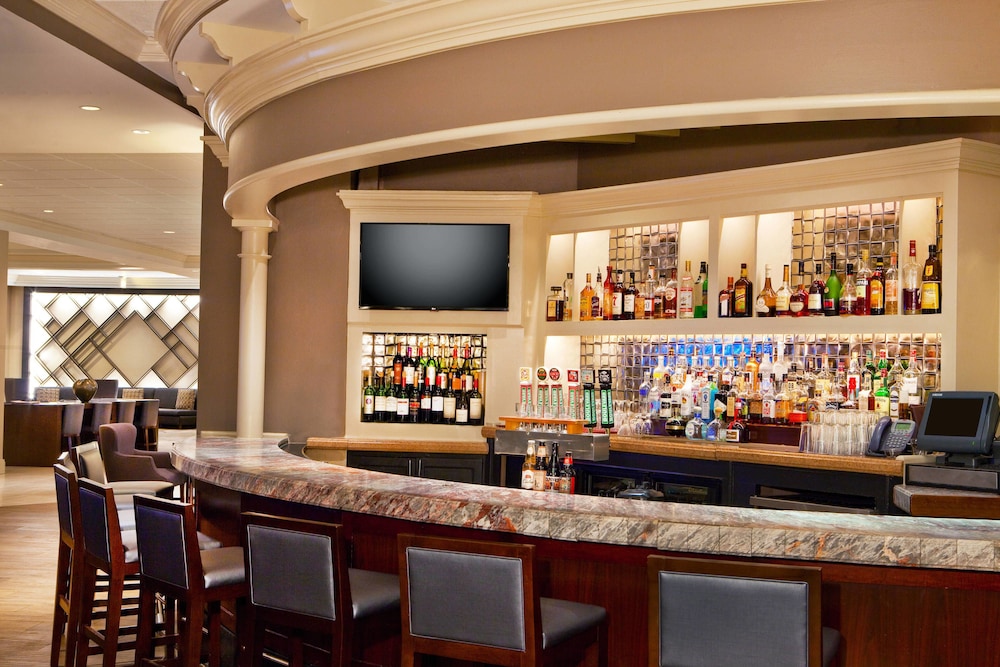 Hilton Kansas City Country Club Plaza 34/50