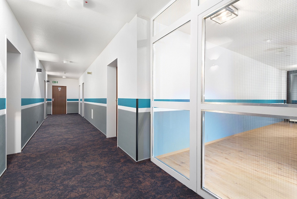 Trip Inn City Hotel Krefeld 25/50