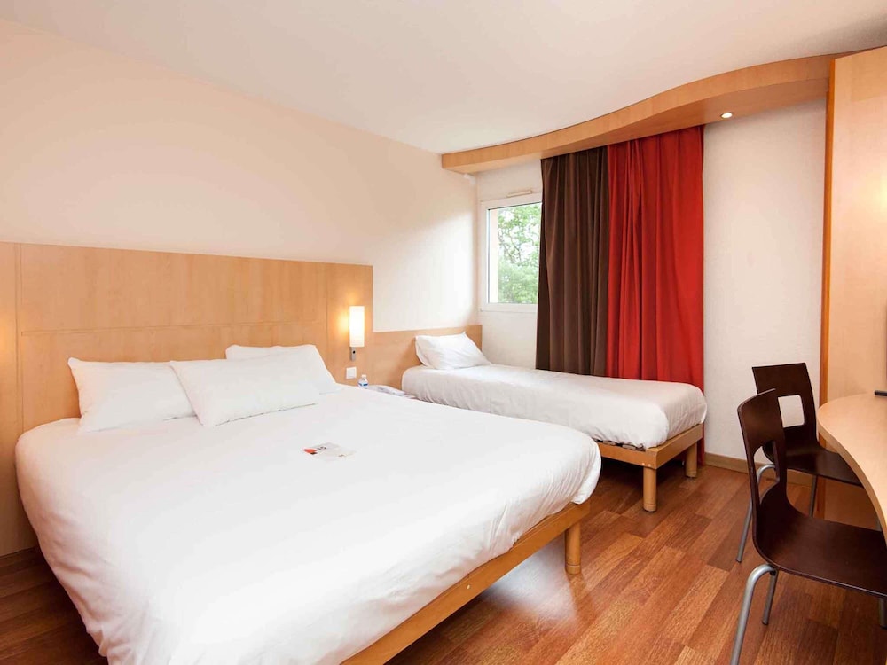 Hotel Ibis Avallon 15/55