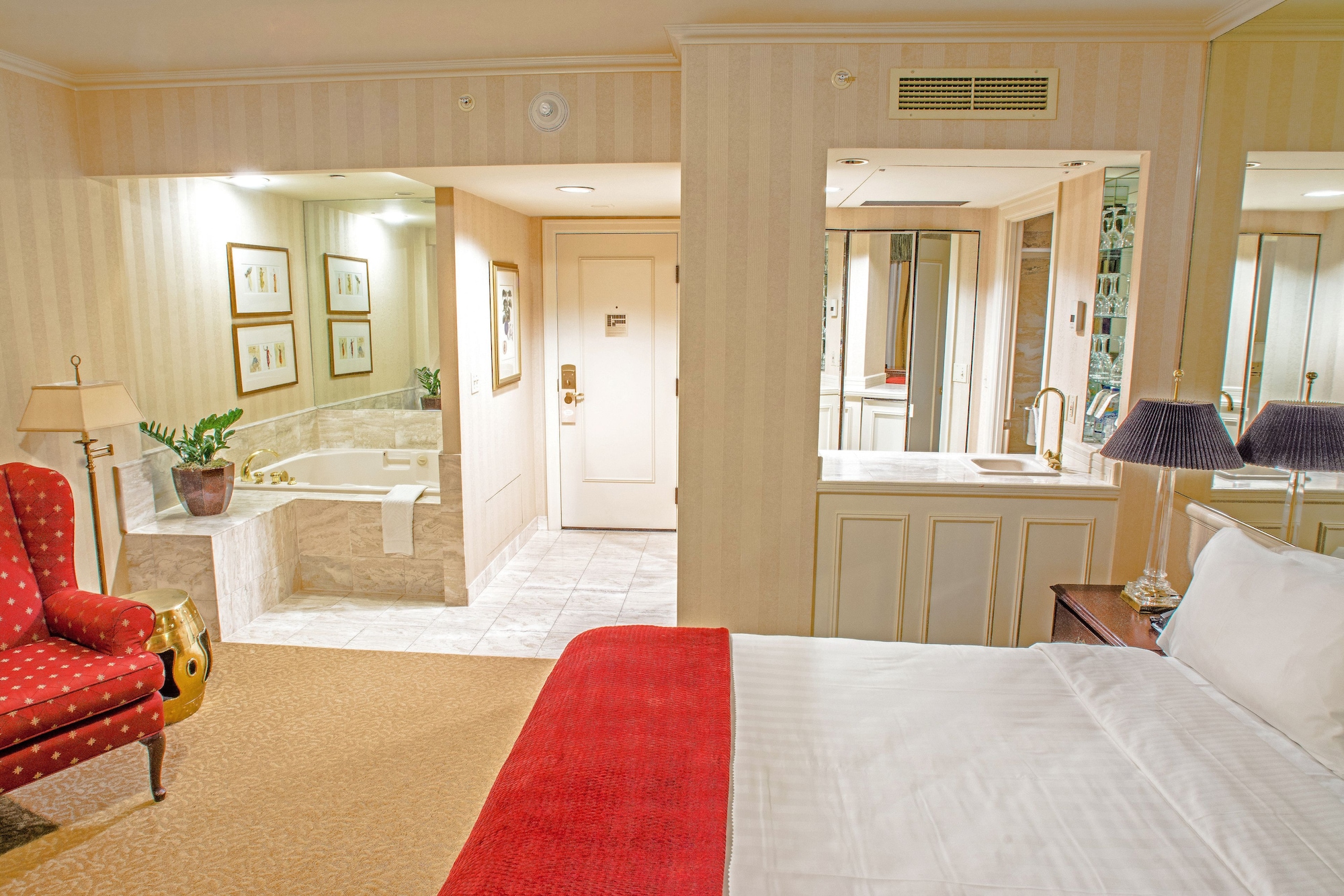 Spa, Classic, King Bed