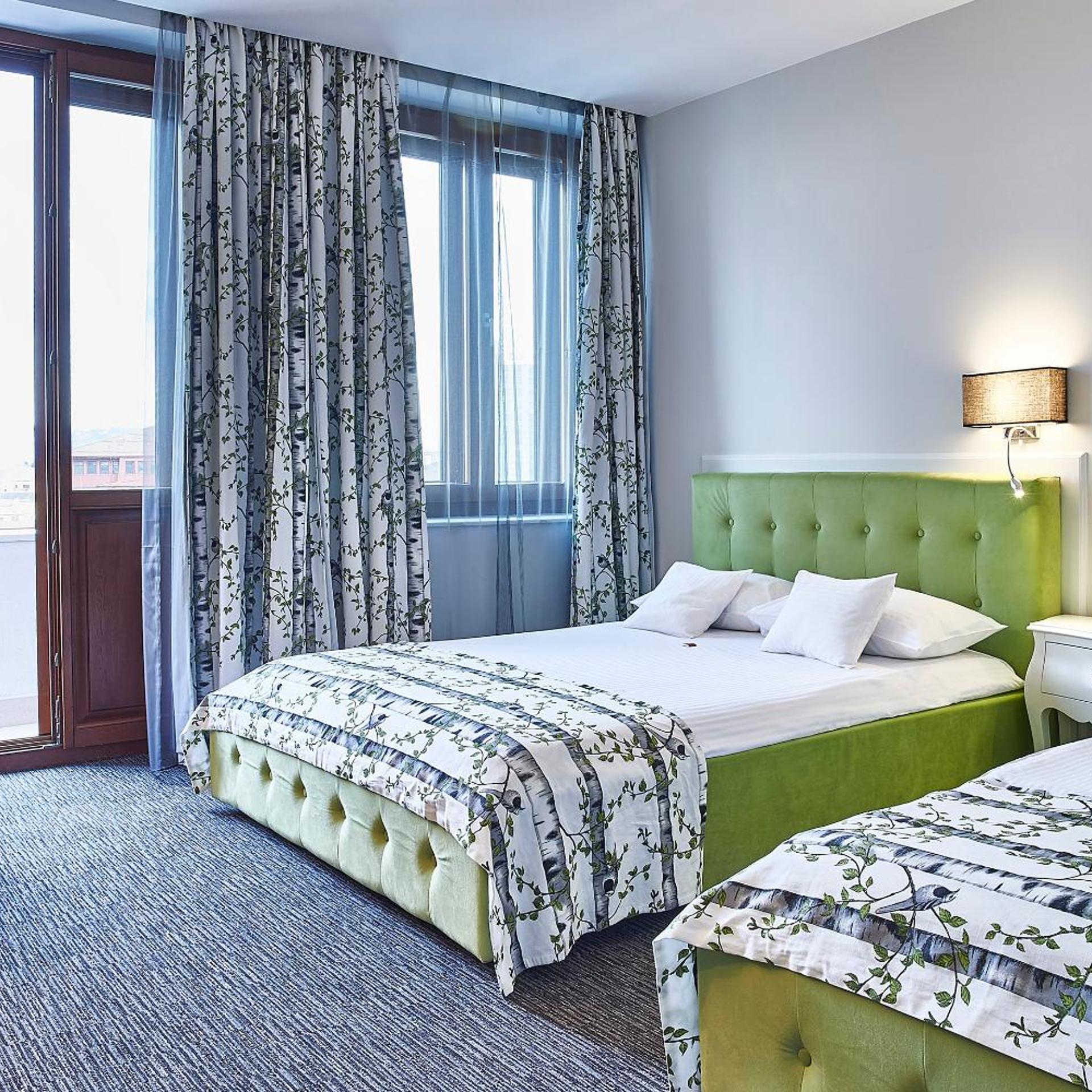 Plus, Deluxe, Family, Suite, Sofa