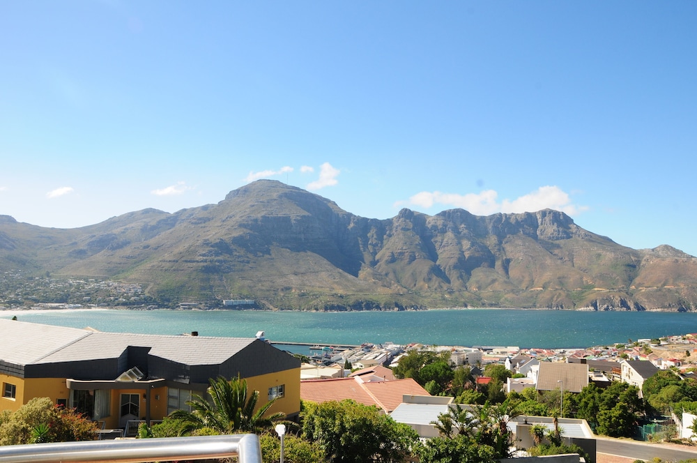 Hout Bay Breeze 38/50