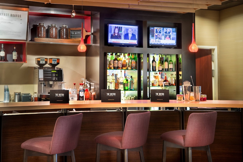 Courtyard Marriott Denton 40/47