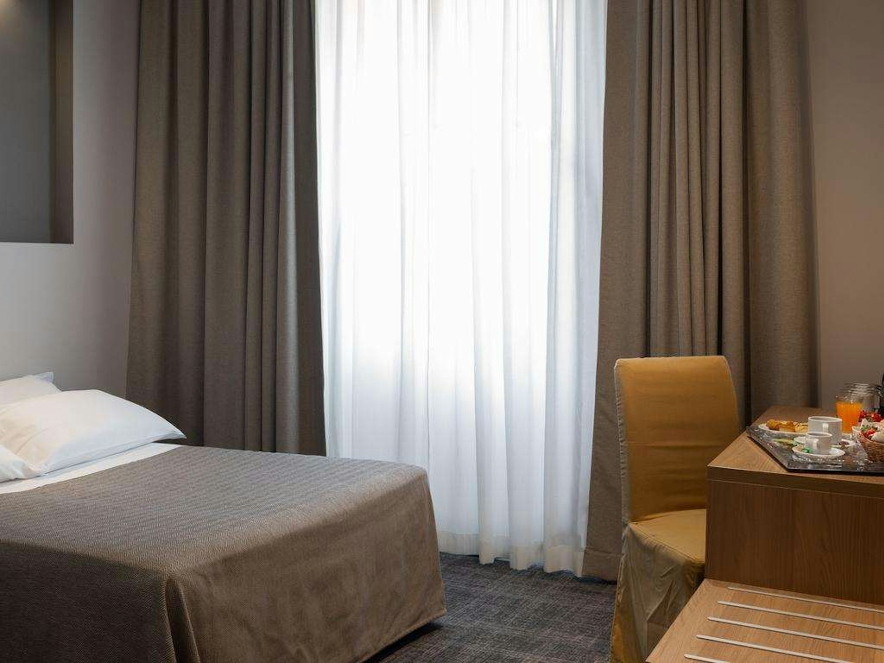 Hnn Luxury Suites 19/50