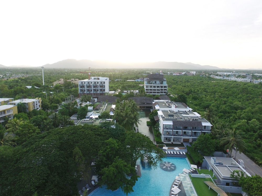 Veranda Resort and Villas Hua Hin Cha Am in Cha-am