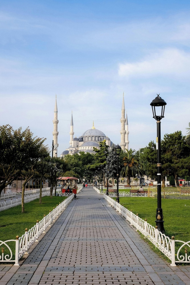 Istanbul Golden Park Hotel 55/58