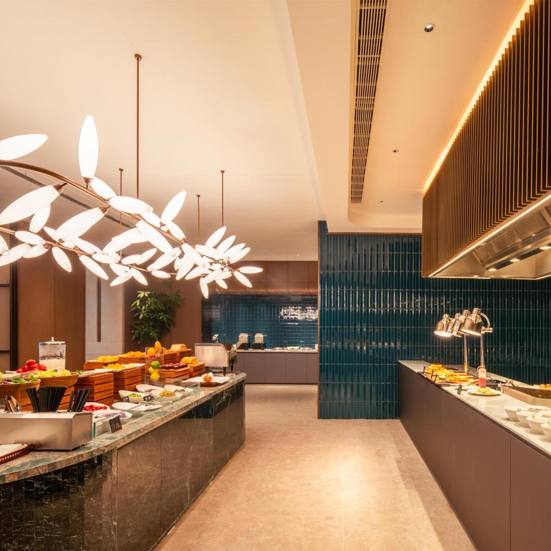 Hilton Garden Inn Huaian Jinhu 35/57