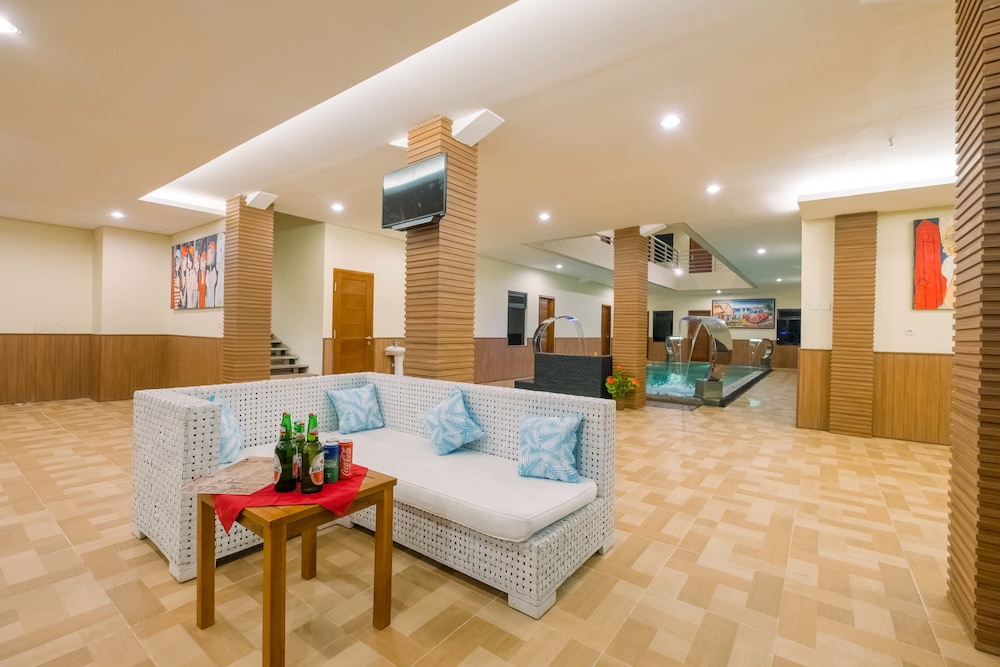 Caroline Guest House 37/50
