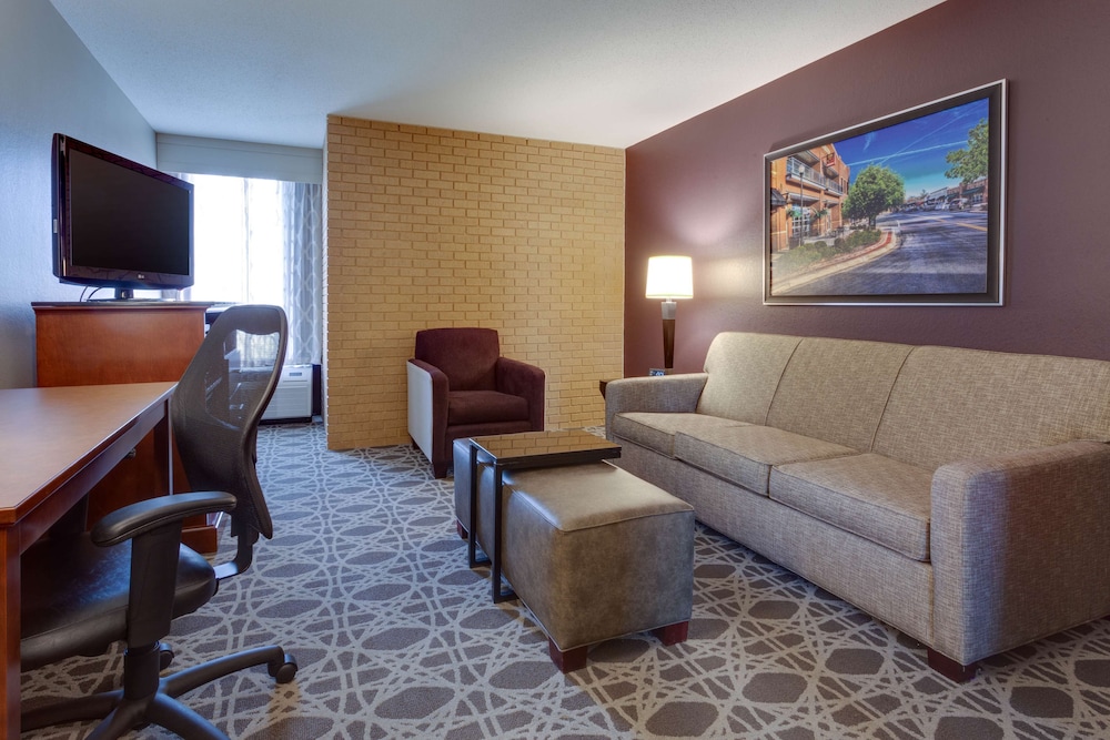 Drury Inn Suites Kansas City Overland Park 43/49