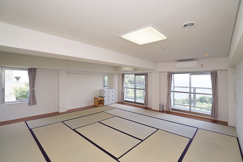 Tobi Hostel And Apartments 20/23