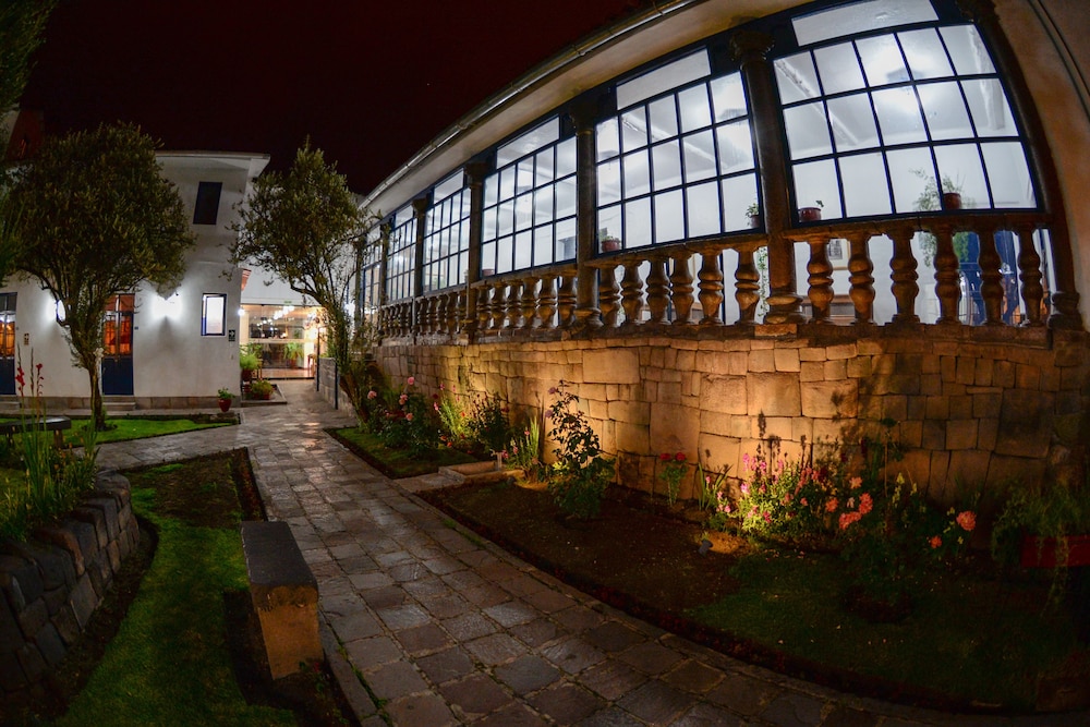 La Casa De Fray Bartolome 2/54
