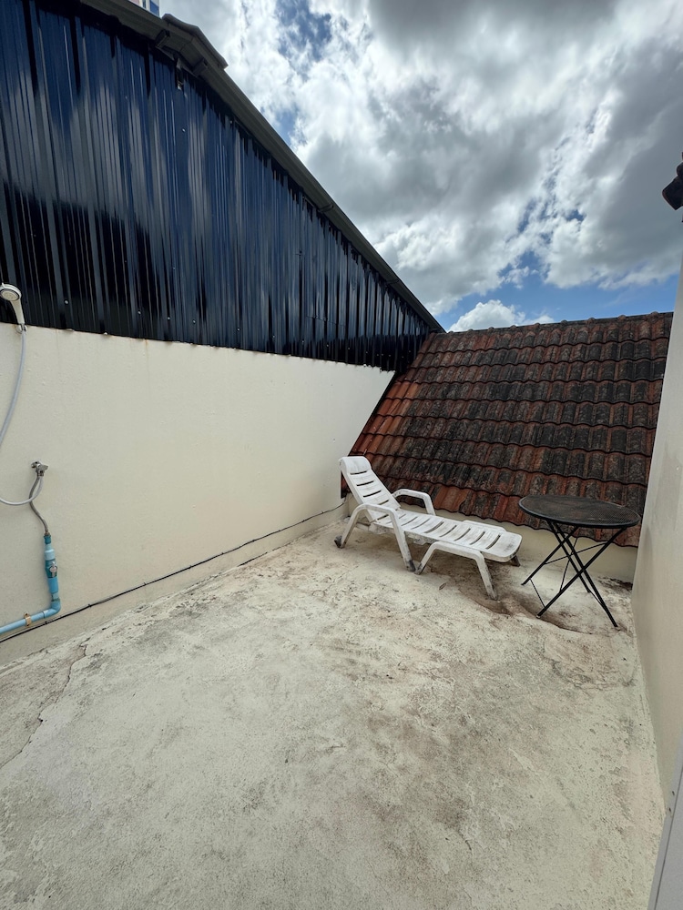 Aquarius Gay Guesthouse & Sauna 52/59