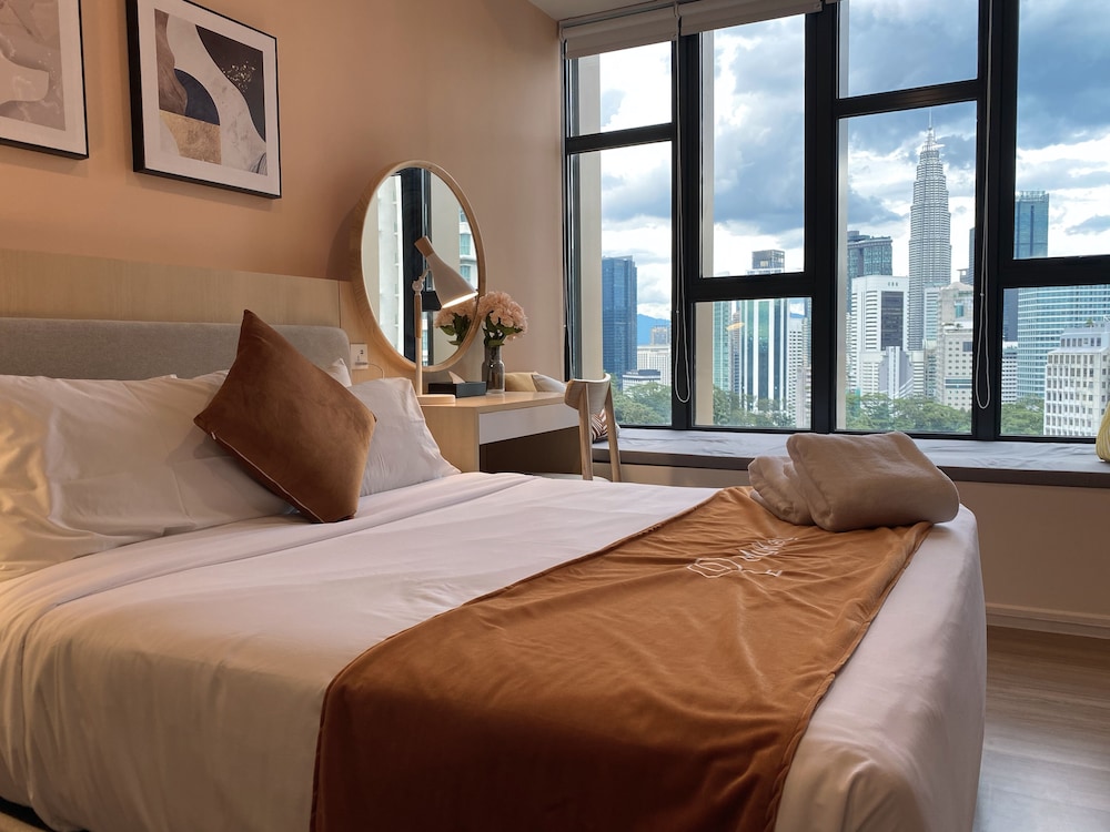 Ceylonz Suites by MyKey Global 16/56