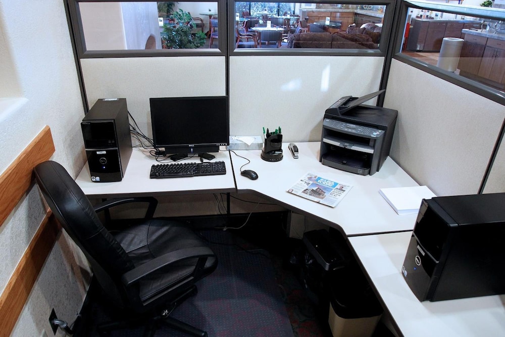 Gateway Studio Suites 22/54