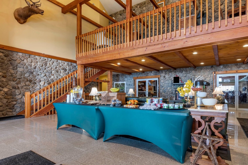 Mountain Edge Suites at Sunapee, an Ascend Collection Hotel 56/69
