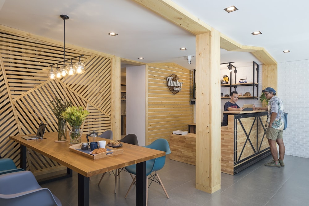 Timber Hostel 47/63