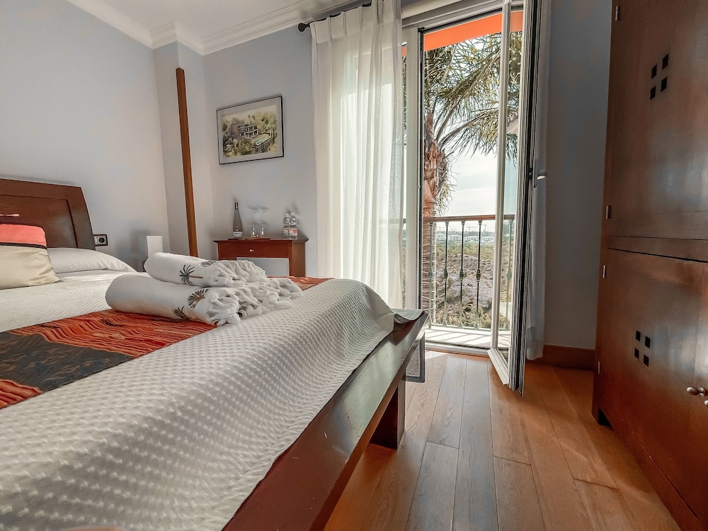 KHAO LAK, DELUXE, DOUBLE BED, SEA VIEW, TERRACE