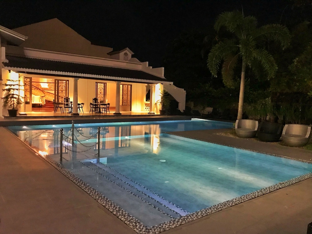 Avenue Suites Hotel 59/65