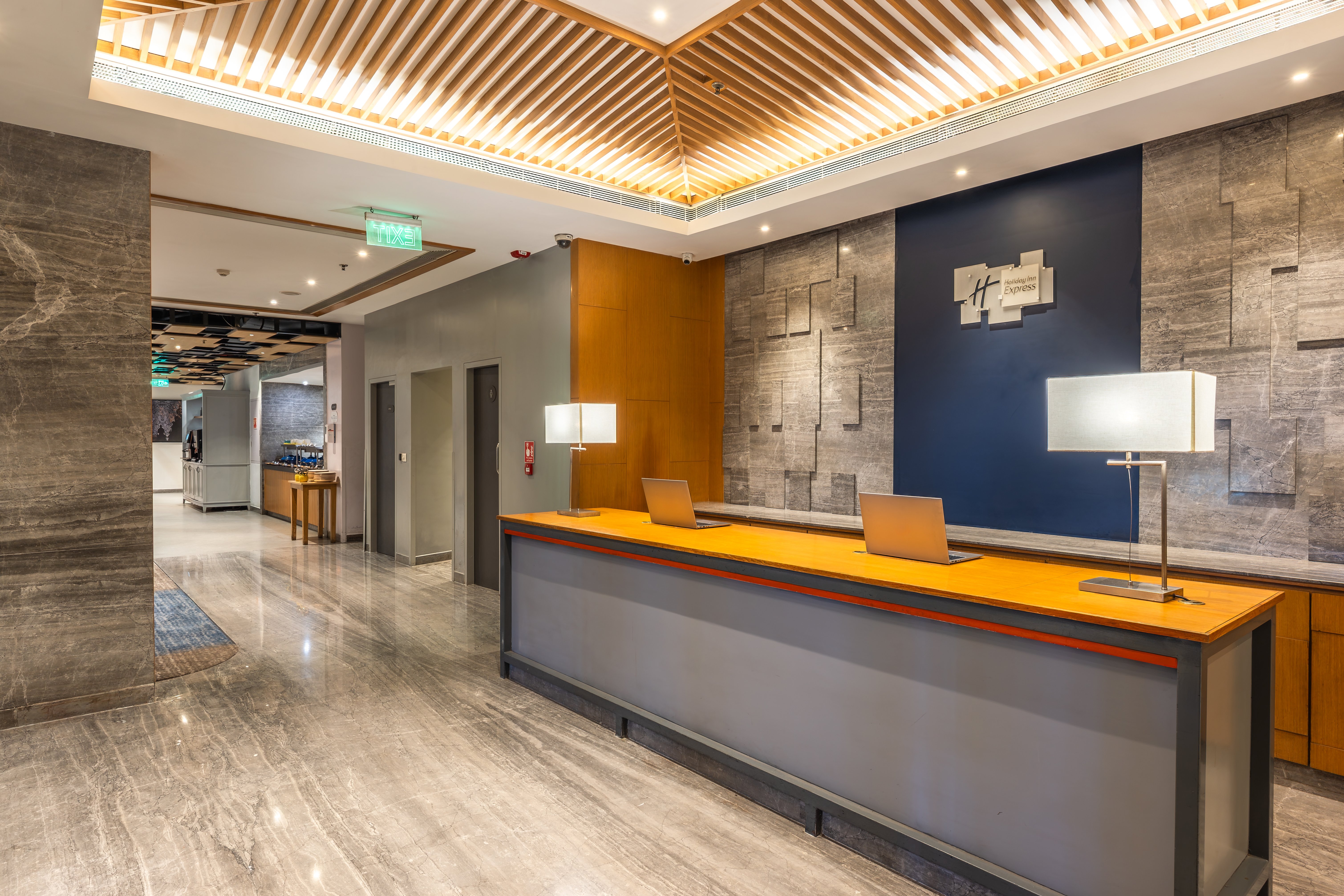 Holiday Inn Express Chennai Omr Thoraipakkam 10/76