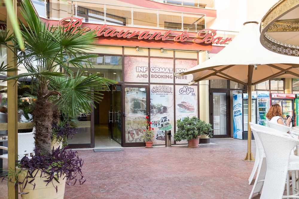 Saint Valentine Hotel 6/43