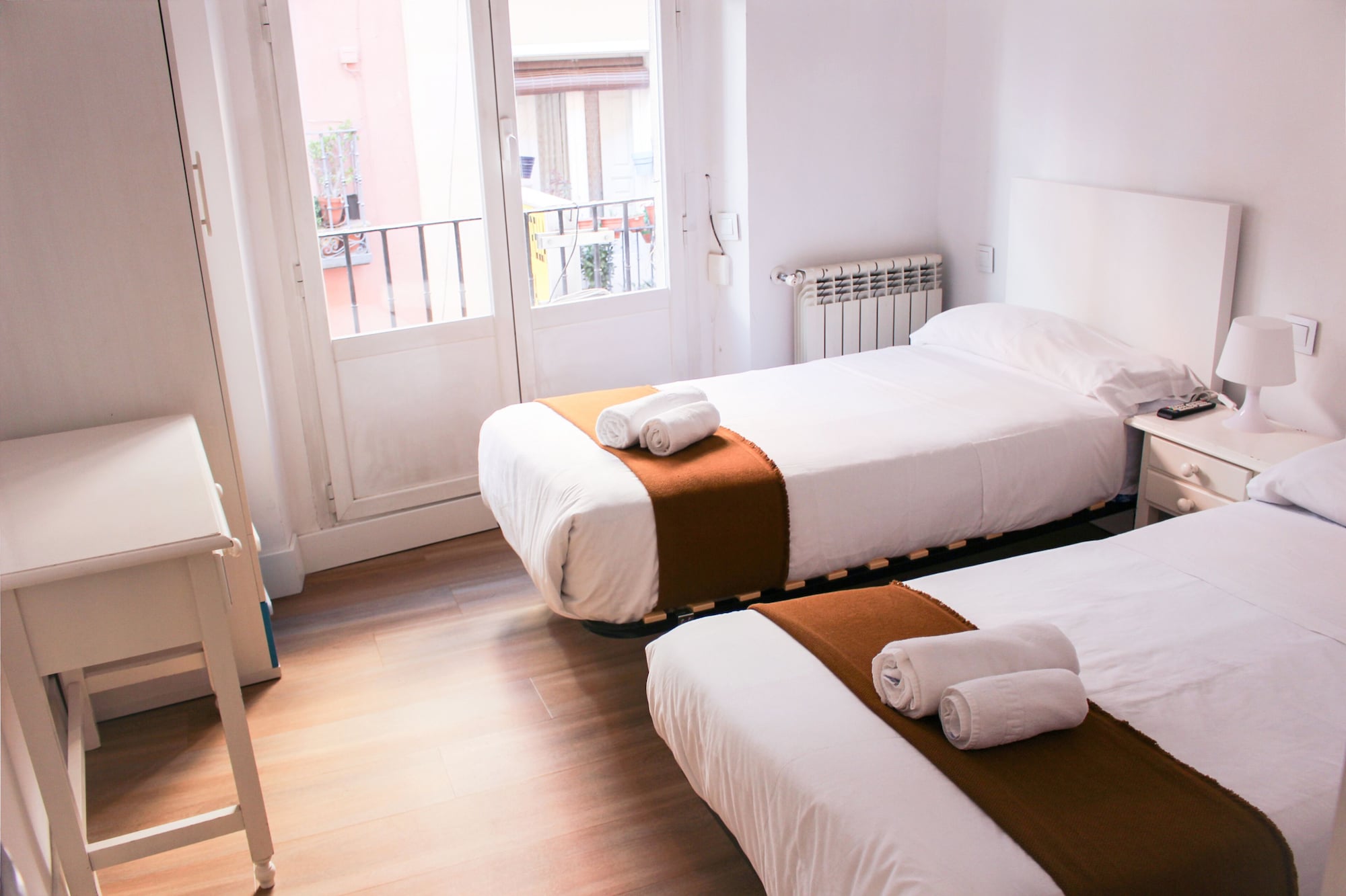 Basic, Double Bed