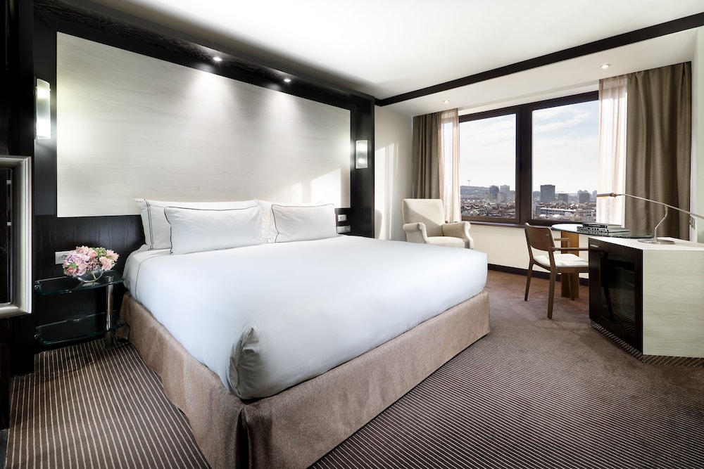 MELIA BARCELONA SARRIA 15/63