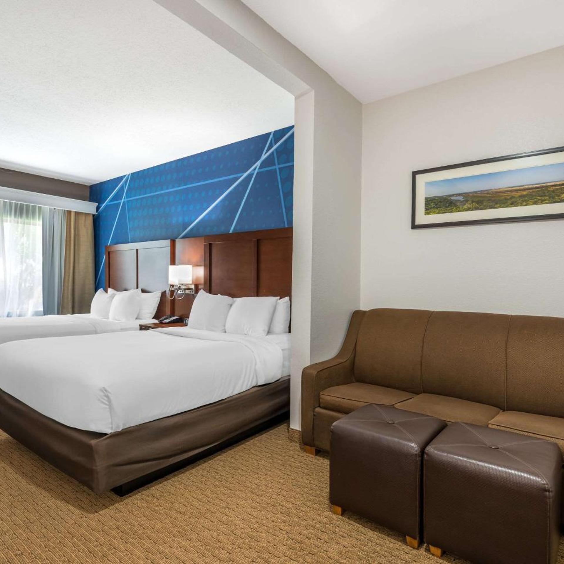 Deluxe, Suite, Queen Bed