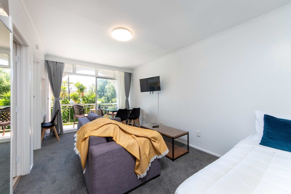 Aarangi Motel 38/55
