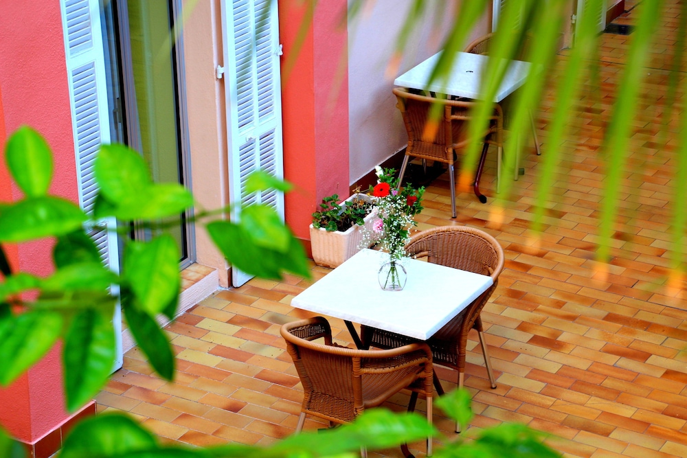 surroundings