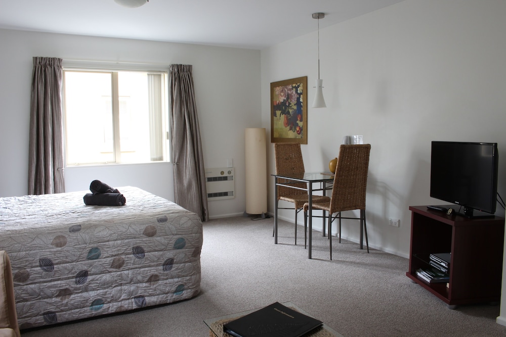 Tresori Motor Lodge 20/48