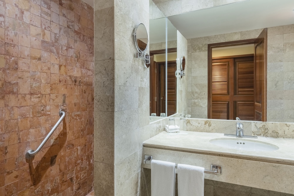 Iberostar Waves Paraiso Beach 50/50