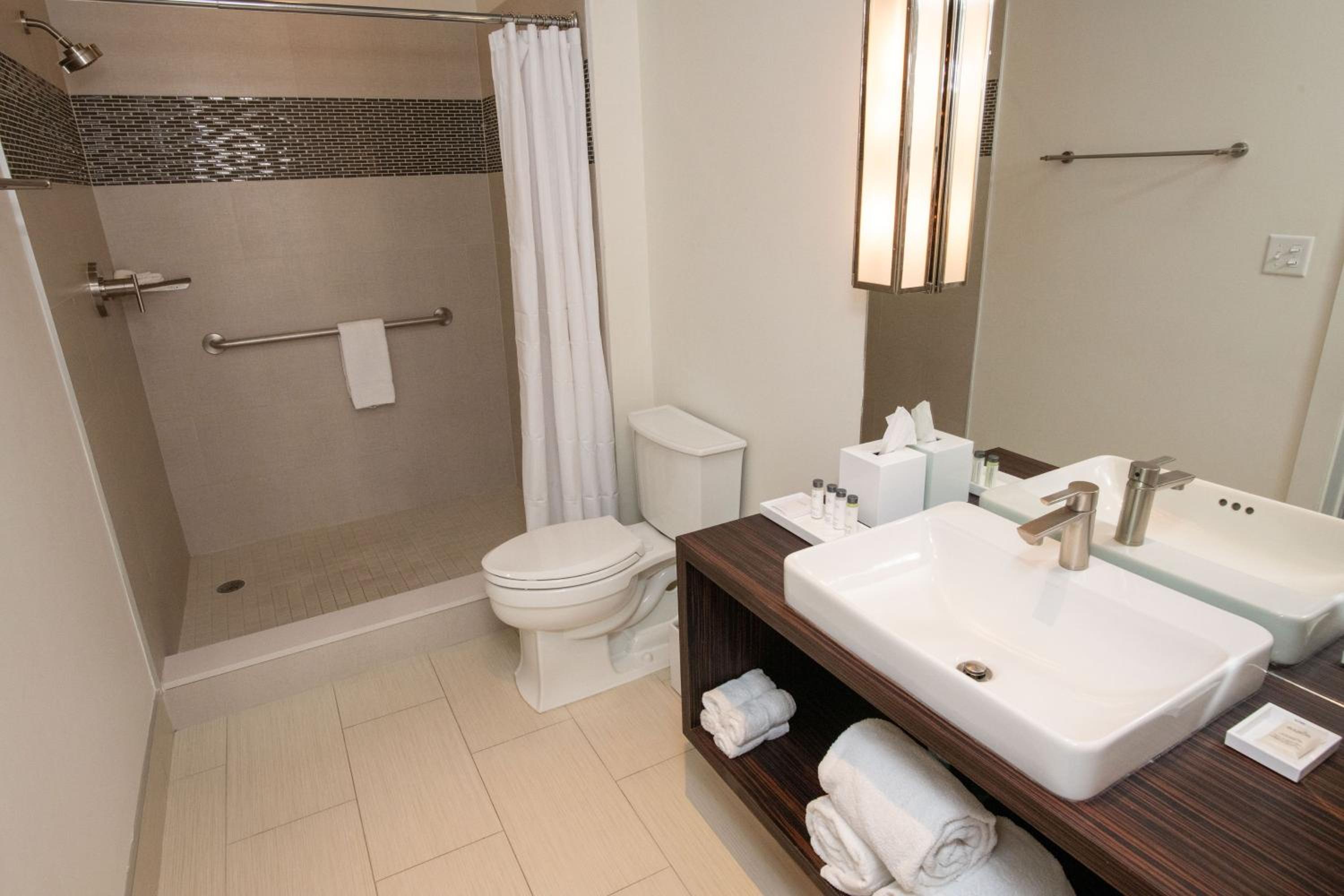 جناح بسرير كينج، The Tremont House, Galveston, a Tribute Portfolio Hotel 6/8