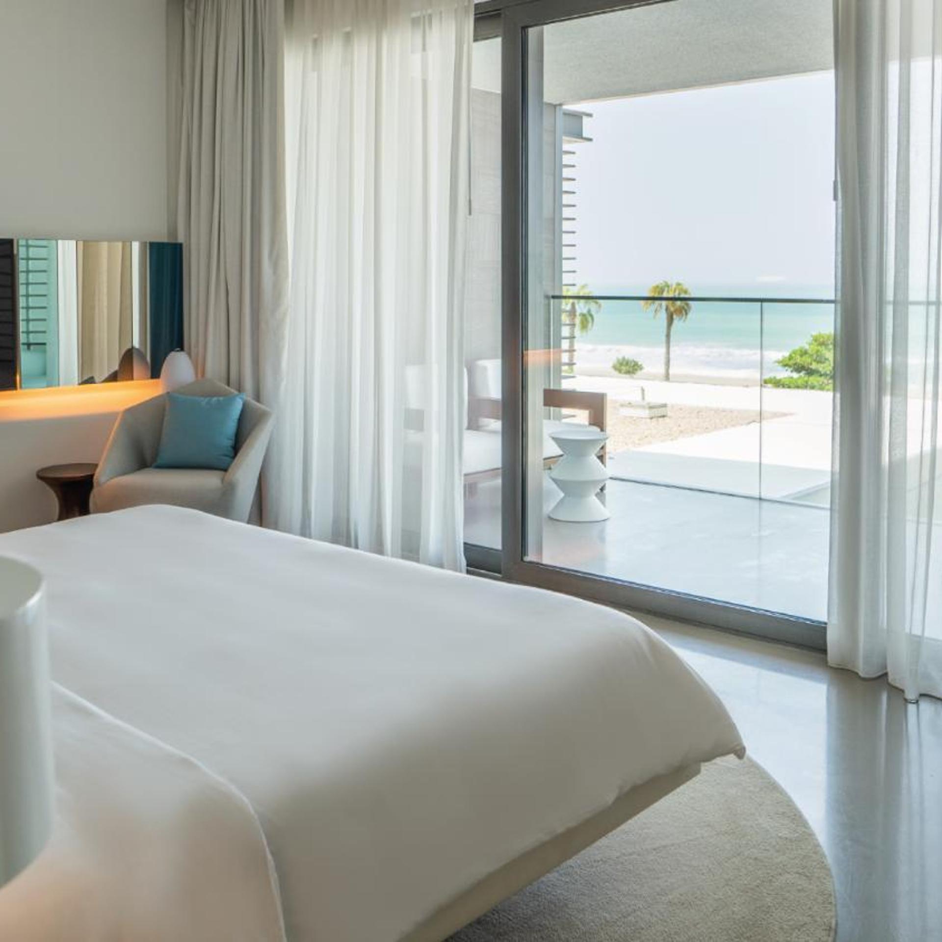 Luux Sea View Room