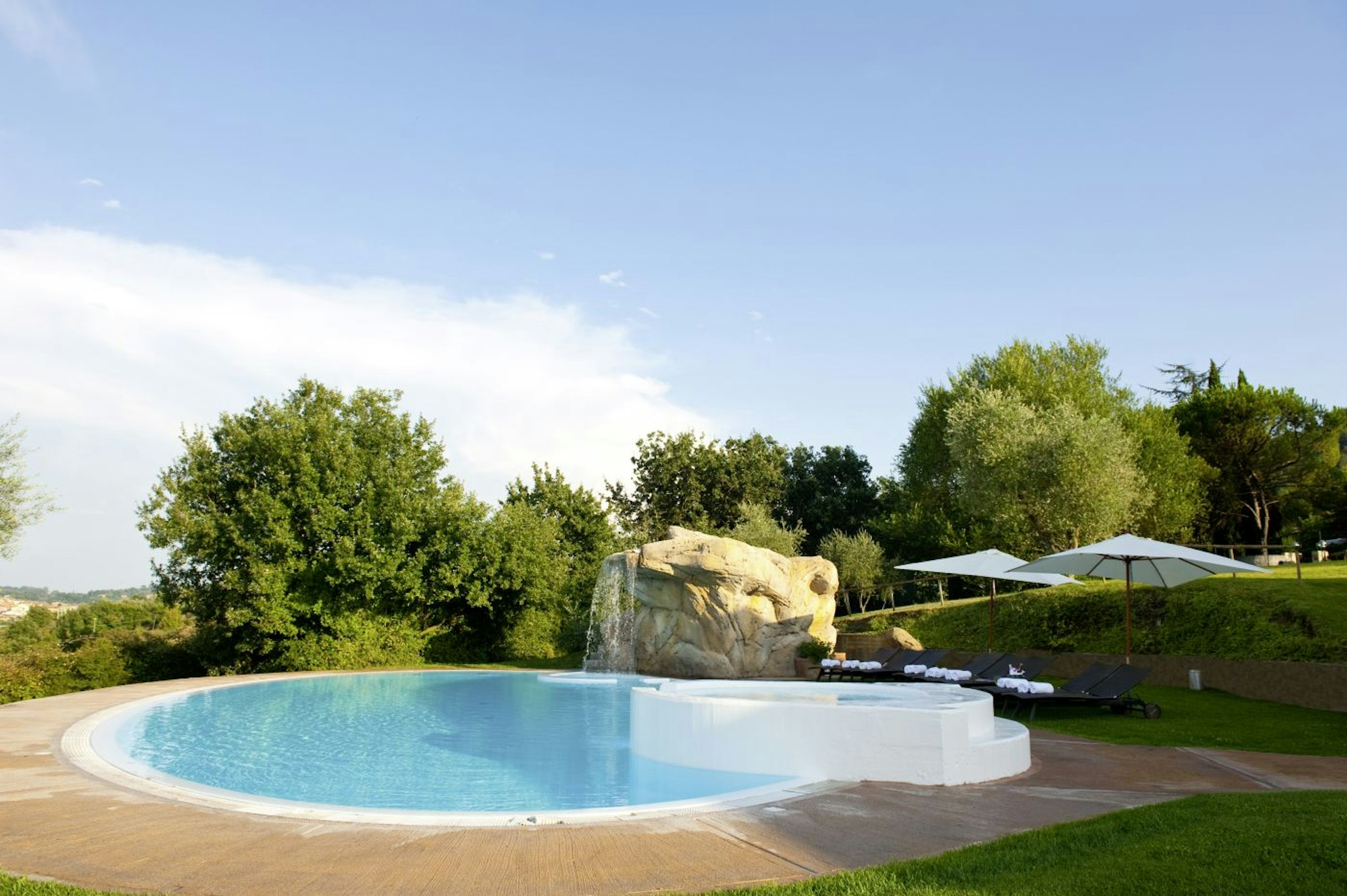 La Meridiana Bleisure Hotel 48/50